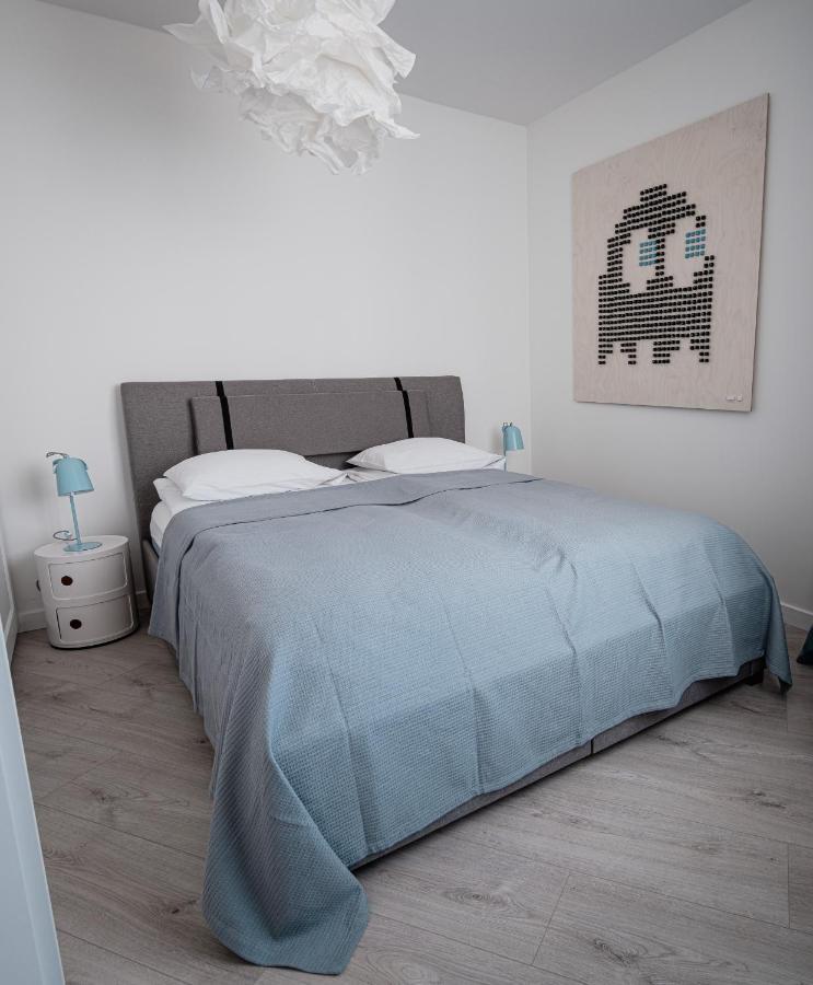 Homewell Apartments Game And Movie Poznan Luaran gambar